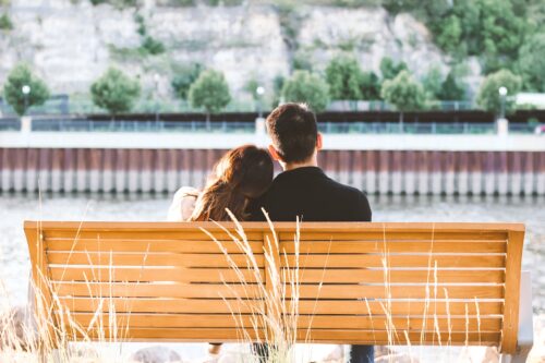 11 Tips for Helping Your Teen Navigate Dating Relationships 1