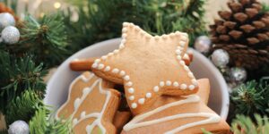 Keeping Promises to Yourself: Stress Eating Over the Holidays 1