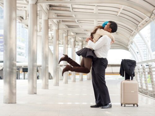 8 Tips for Maintaining a Healthy Long-Distance Relationship 1