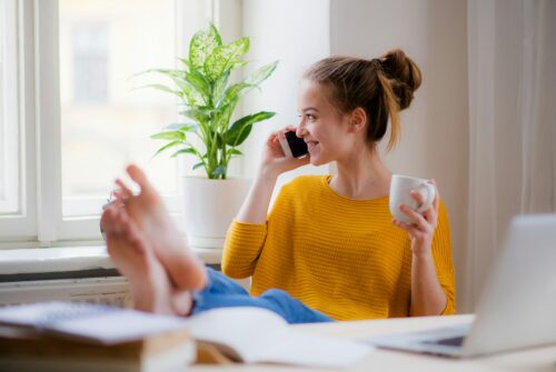 8 Tips for Maintaining a Healthy Long-Distance Relationship 2